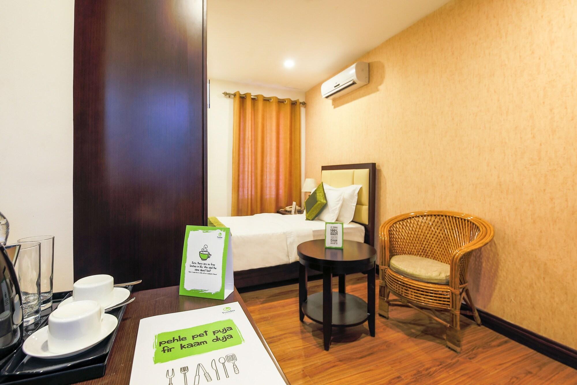 Treebo Trend Adrak Hotel Thiruvananthapuram Eksteriør billede