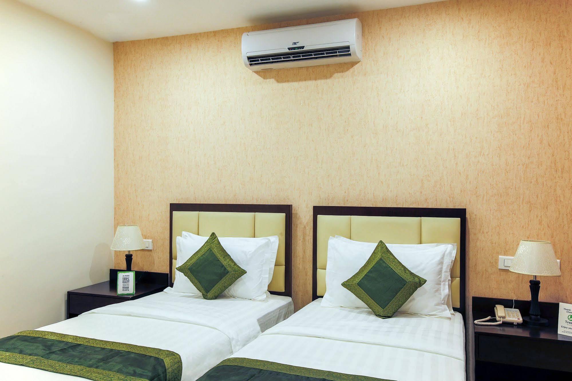 Treebo Trend Adrak Hotel Thiruvananthapuram Eksteriør billede